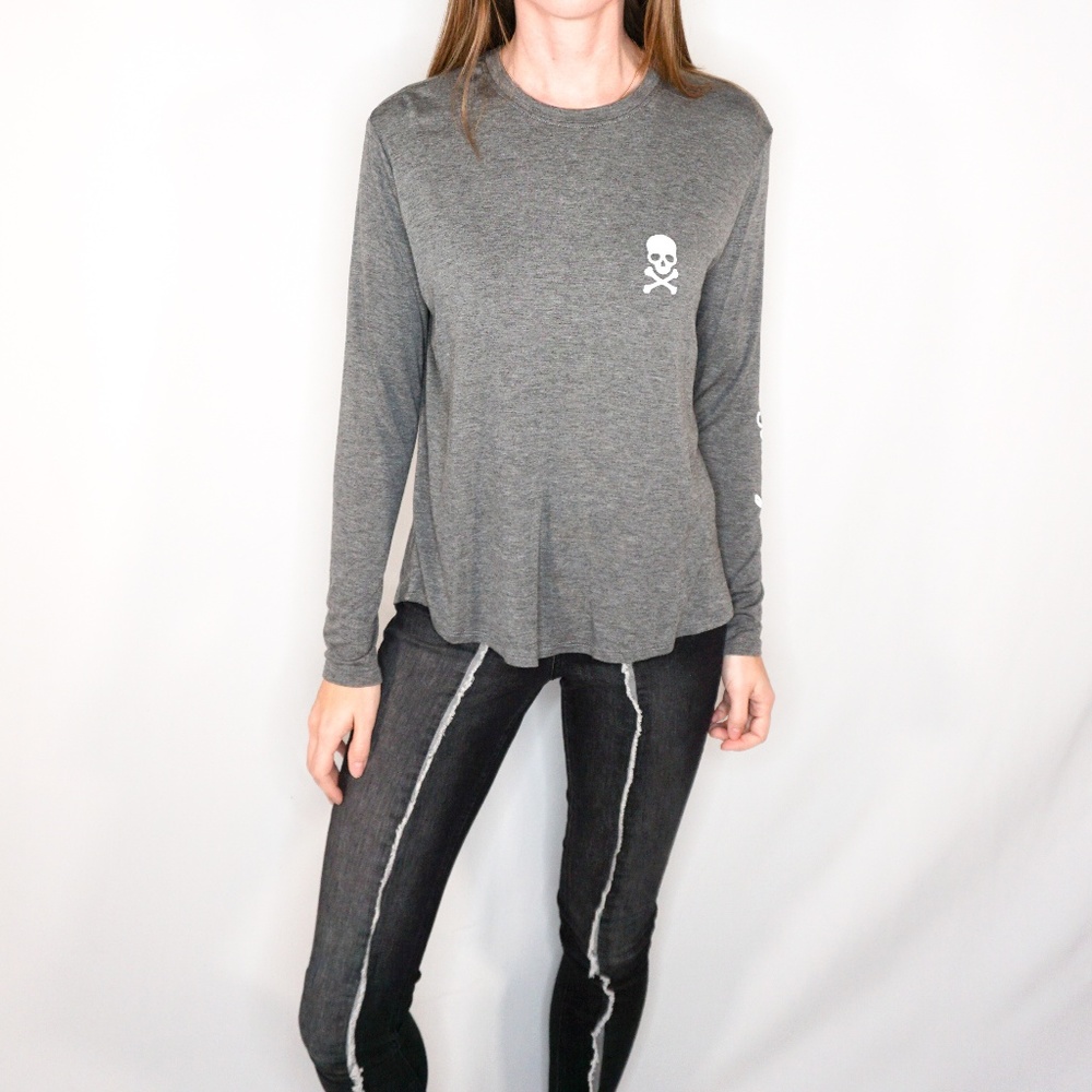 SOULCYCLE Avenue Long Sleeve Grey T-Shirt Skull - Picture 2 of 7